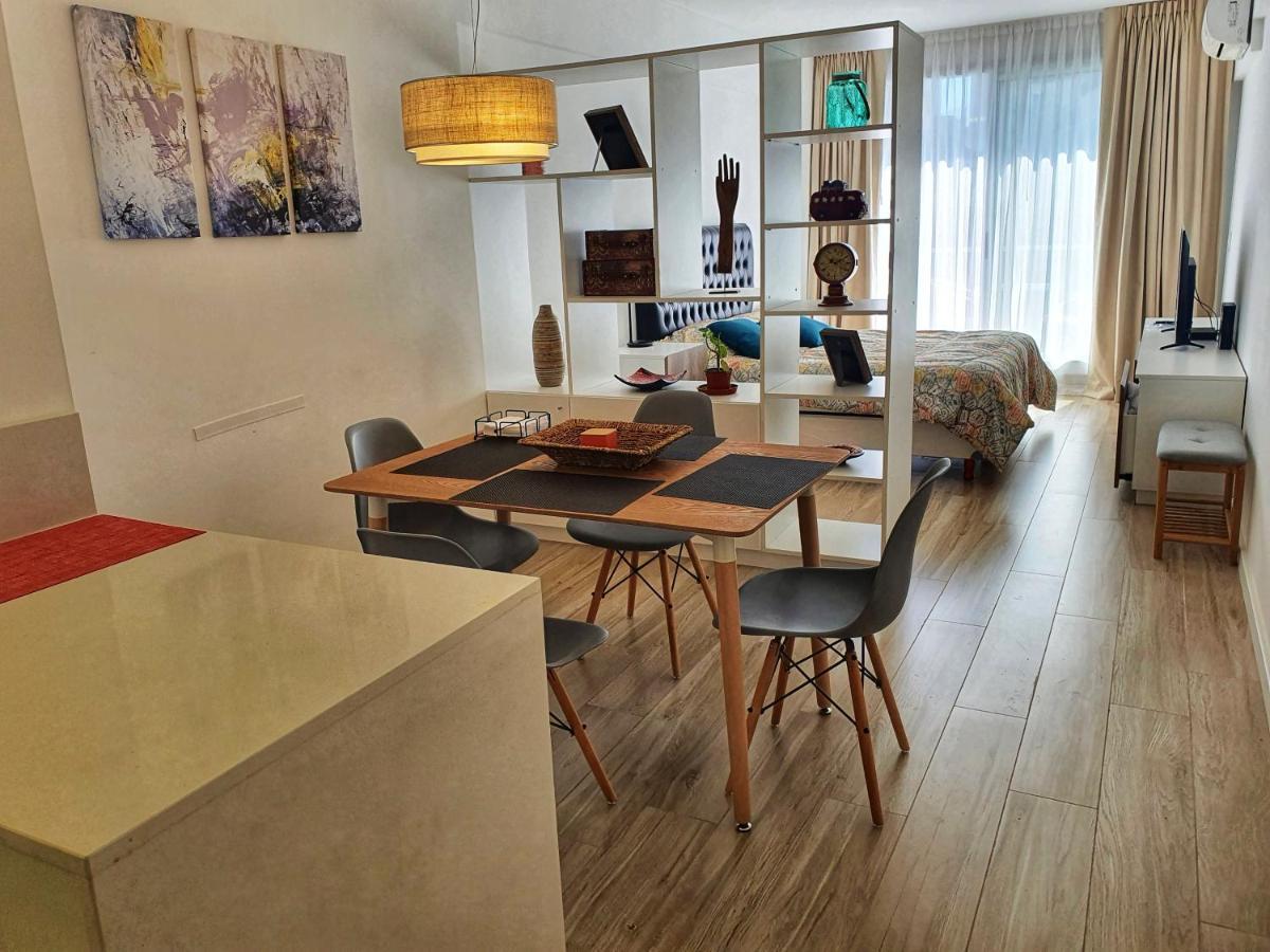 Exclusivo Estudio A Metros De La Rural Y La Embajada Буенос-Айрес Екстер'єр фото